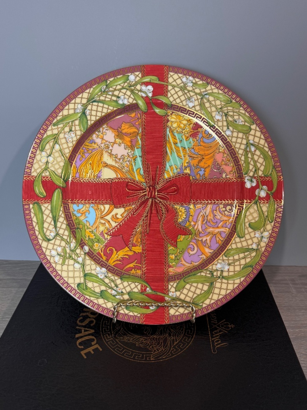 Versace x Rosenthal limited edition “Christmas Magic 2003” Service/Wall Plate